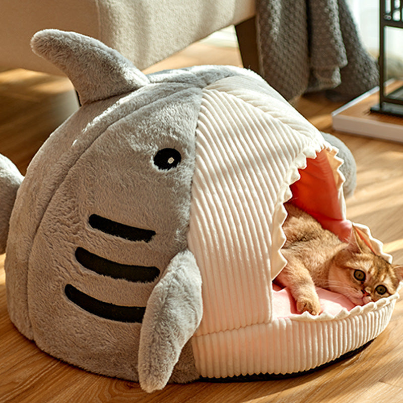 Cosy And Soft Hideout House For Cats With Shark Kennel Mattress Bed